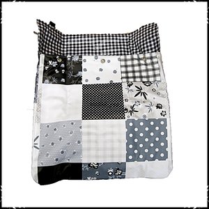 Postvanger patchwork zwart / ruit zwart